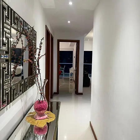 Dos - Laguito Apartment